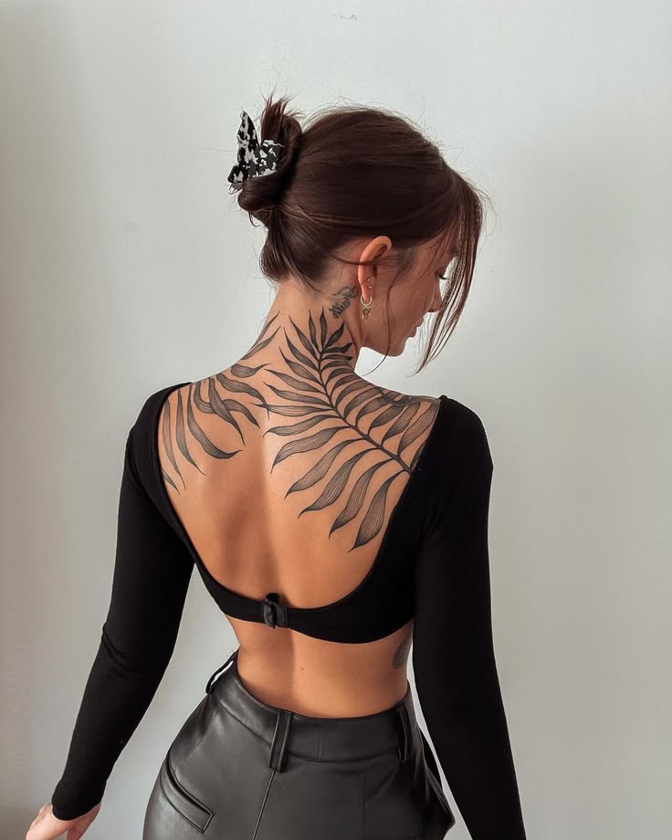 25 Back Tattoo Ideas for : Unique, Meaningful, and Aesthetic Ink Inspiration