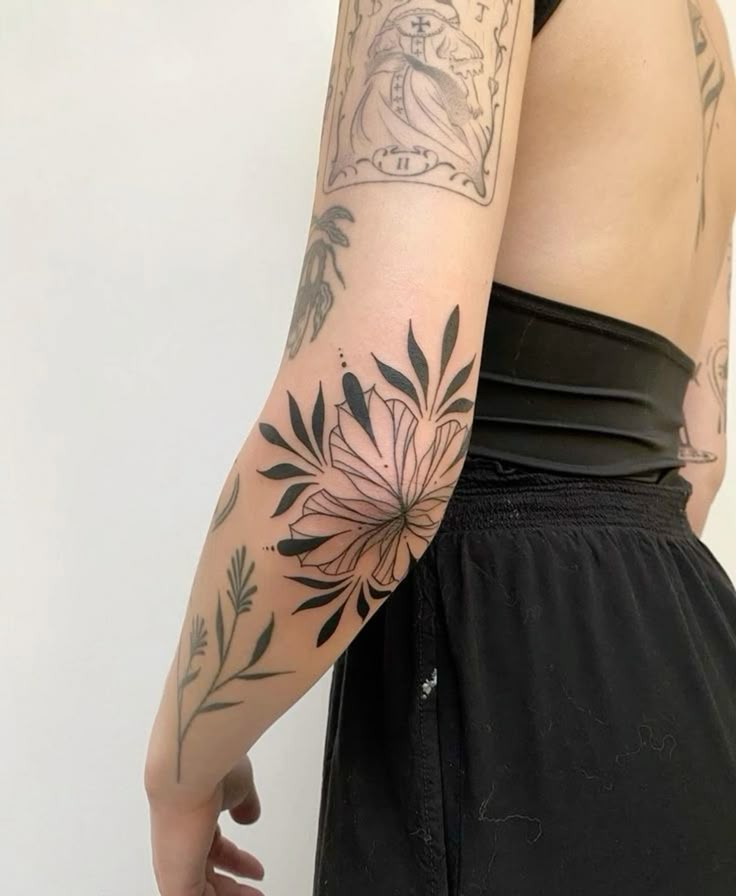 30 Elbow Tattoo Ideas: Designs That Move With You in