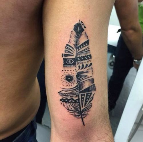 Explore Vibrant Feather Tattoo Ideas: Designs for Men and Women with Artistic and Cultural Significance