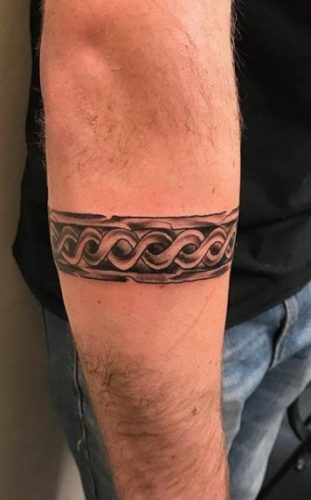 Symbolic Armband Tattoos: 17 Ideas for Men