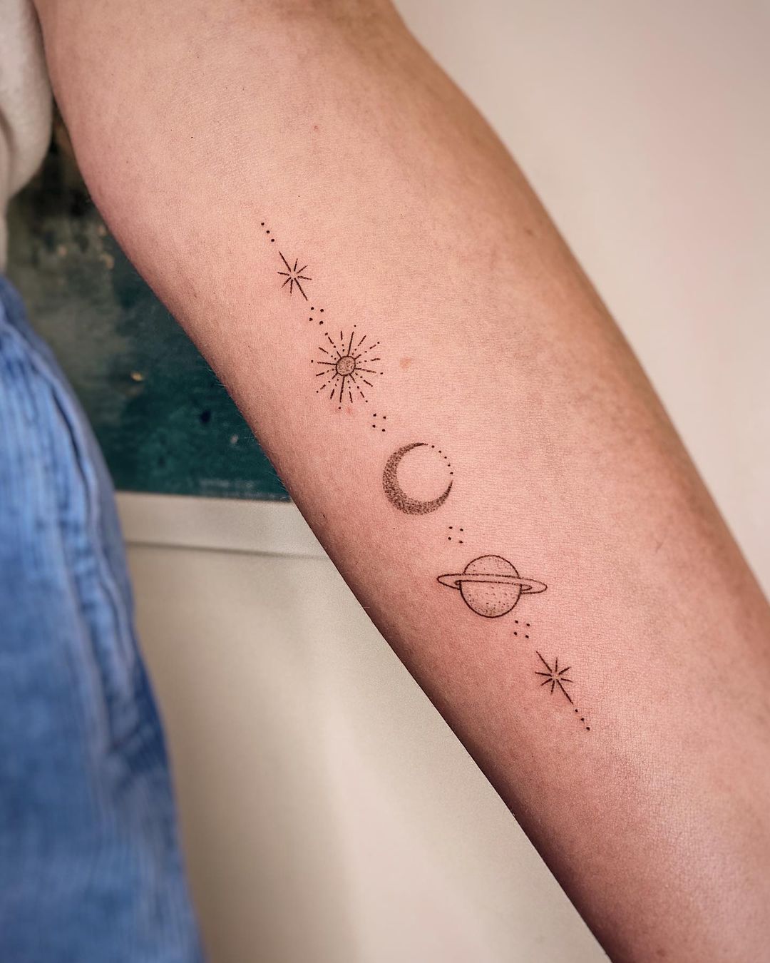 30 Saturn Tattoo Ideas: Meaning, Styles, and Real-Life Designs You ll Actually Want
