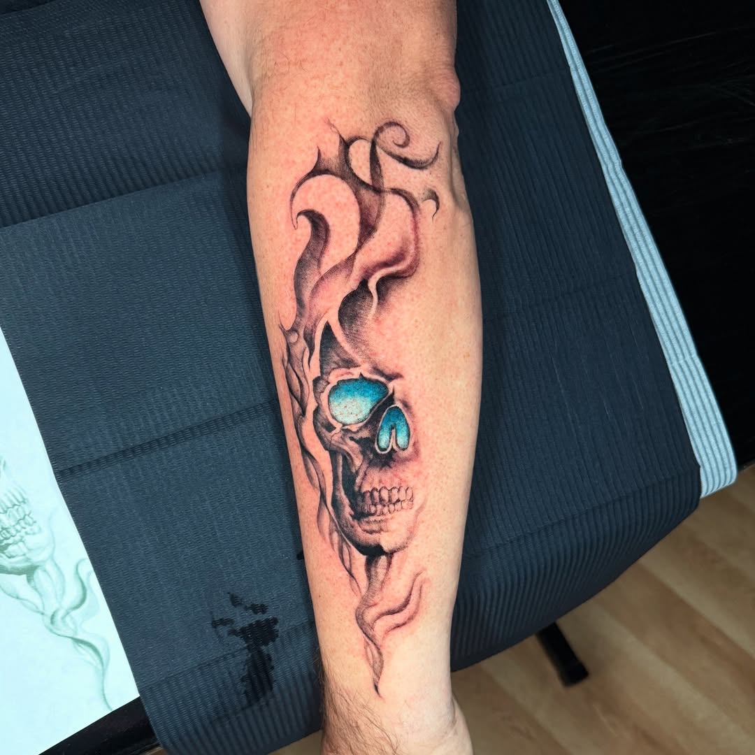 32 Tattoo Smokey Ideas: Ethereal Ink That Moves With You