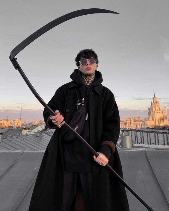 Top 20 Diverse Halloween Costume Ideas for Men in : From Vintage to Modern Looks