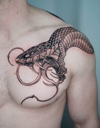 18 Snake Tattoos on Chest Ideas