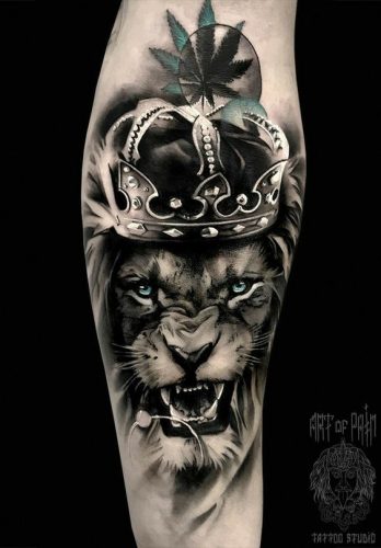Regal and Majestic: 22 Lion Tattoo with Crown Ideas