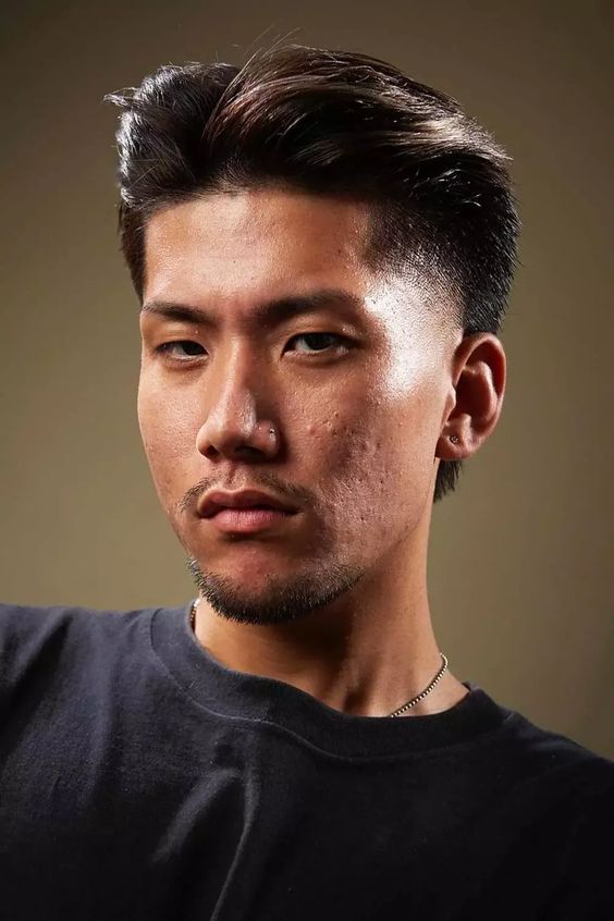 Explore 20 Stunning Fall Hair Styles with Side Parts for Trendy Looks for Every Occasion