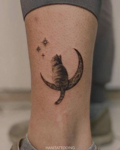 27 Cat Tattoo Ideas for the Foot