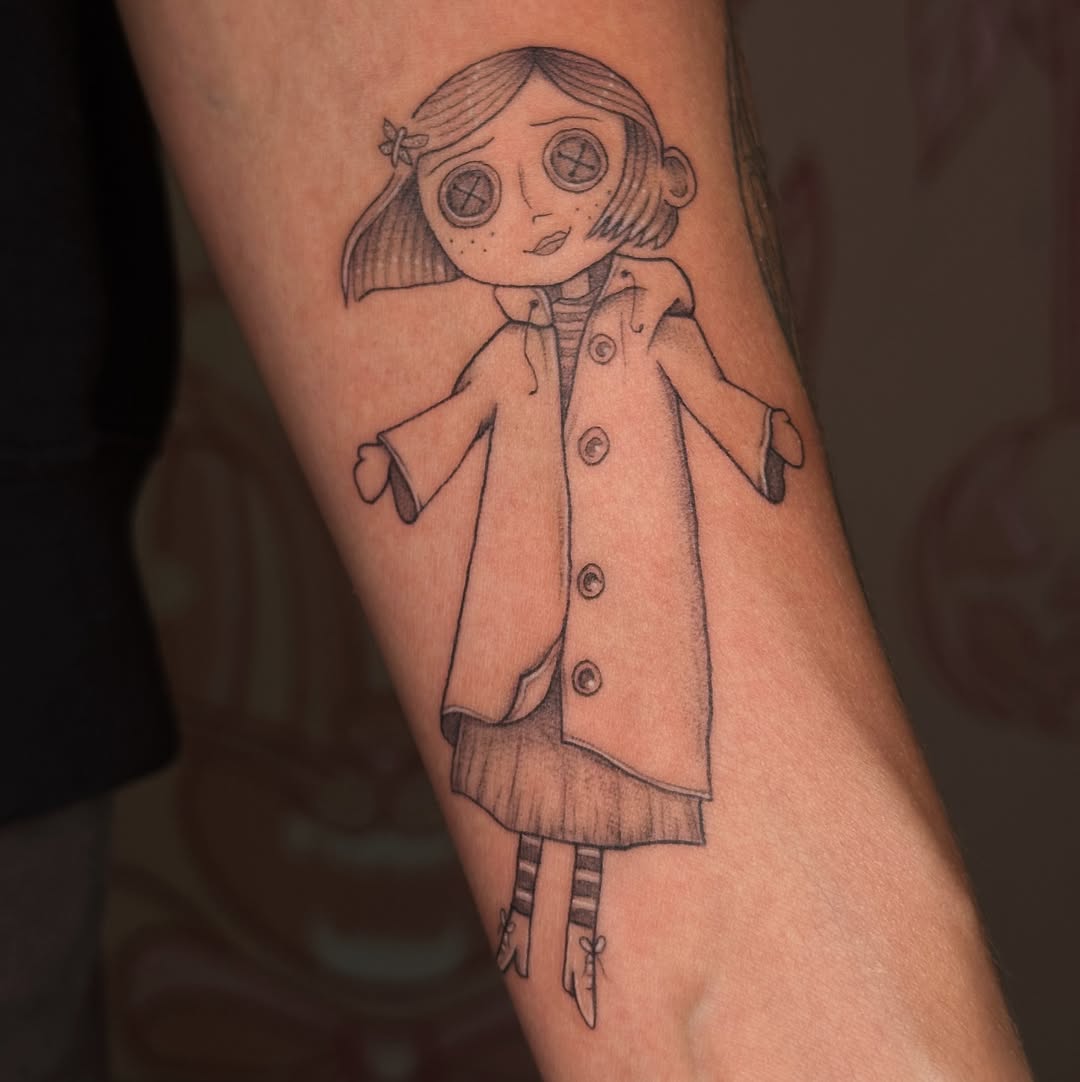 30 Coraline Tattoo Ideas: From Button-Eyed Whimsy to Dark Fairytale Ink