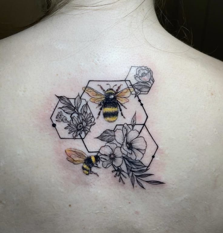 30 Honeycomb Tattoo Ideas  with Bees, Flowers, and Geometric Patterns for Men and Women