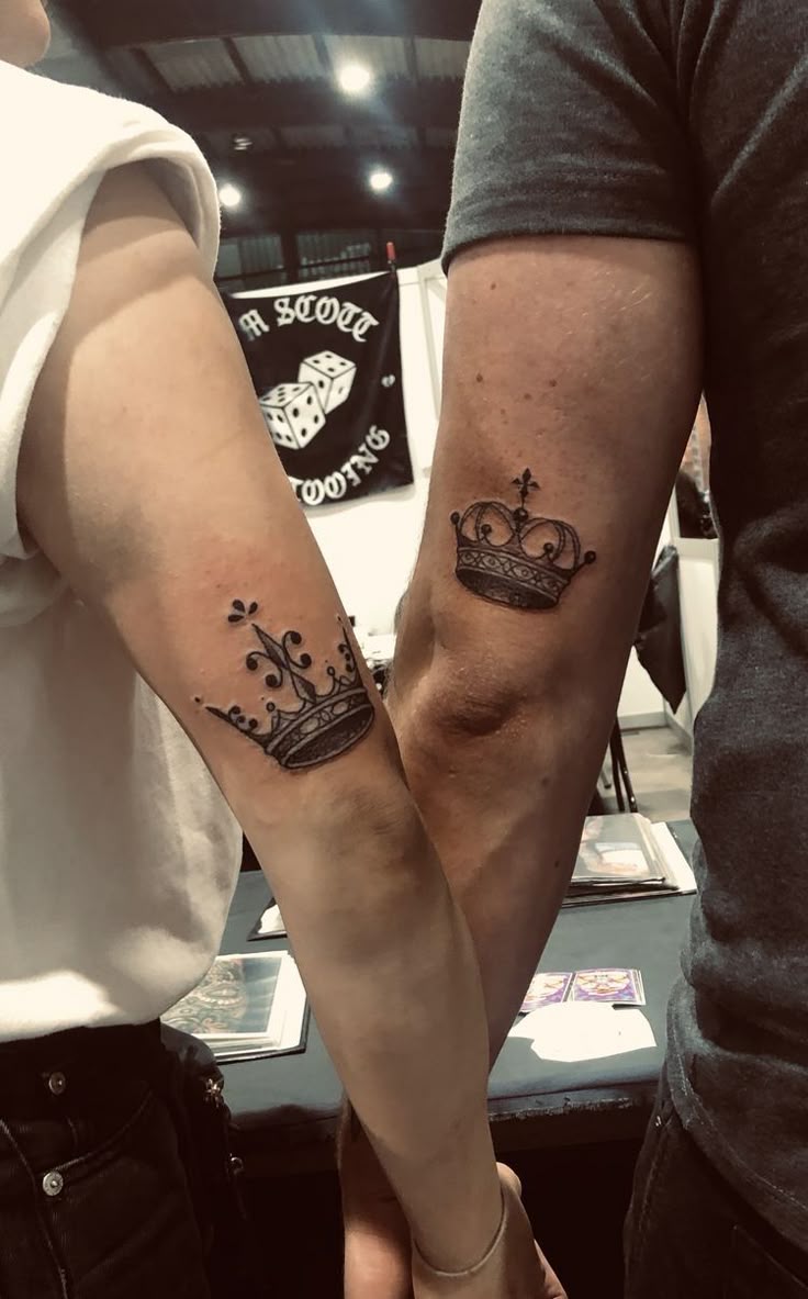 27 Crown Tattoo Ideas : Minimalist, Feminine, and King-Inspired Designs for Men and Women