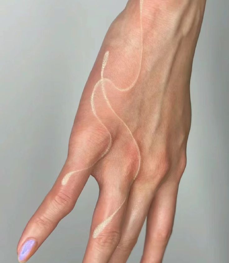 30 White Ink Tattoo Ideas for Dark Skin, Tan, Pale, Brown, Fine Line, Spider, Lightning, Healed Designs