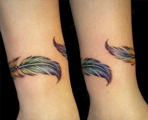 14 Wrist Wrap Tattoos for Women Ideas: Delicate and Stylish Ink