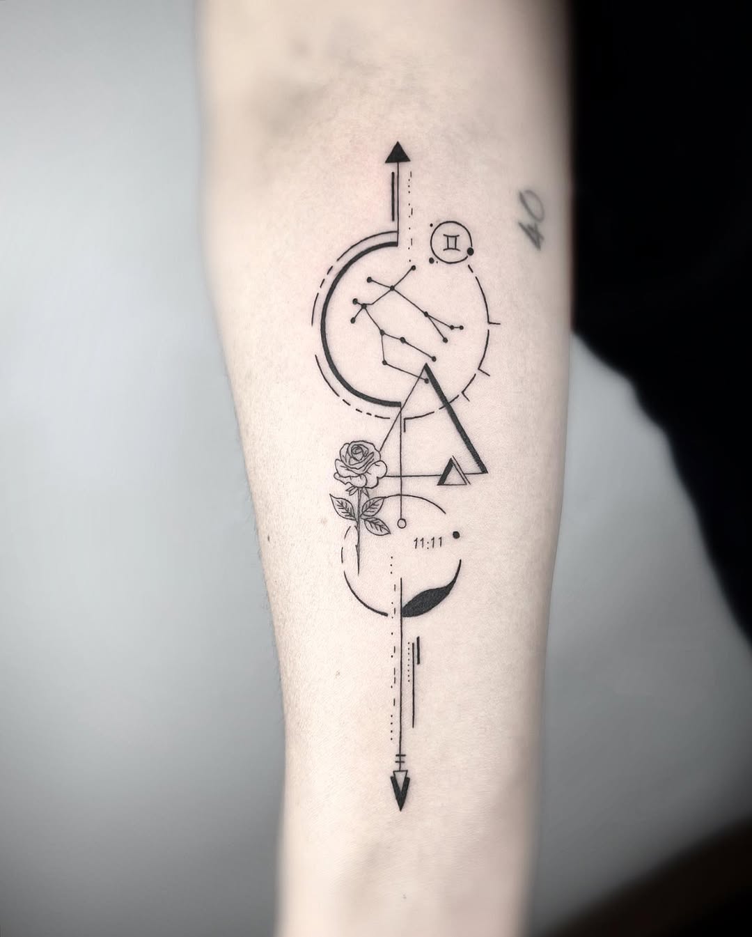 30 Gemini Tattoo Designs Full of Meaning and Style