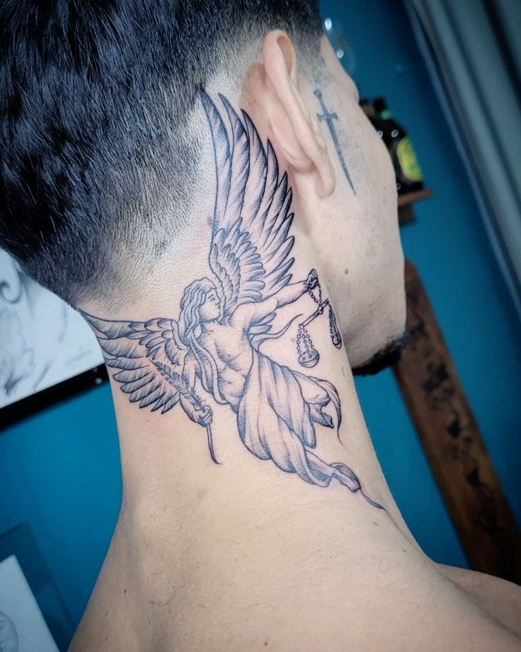 27 Ideas Neck Tattoo : Unique Designs for Men and Women Side, Front, and Nape of Neck Tattoo