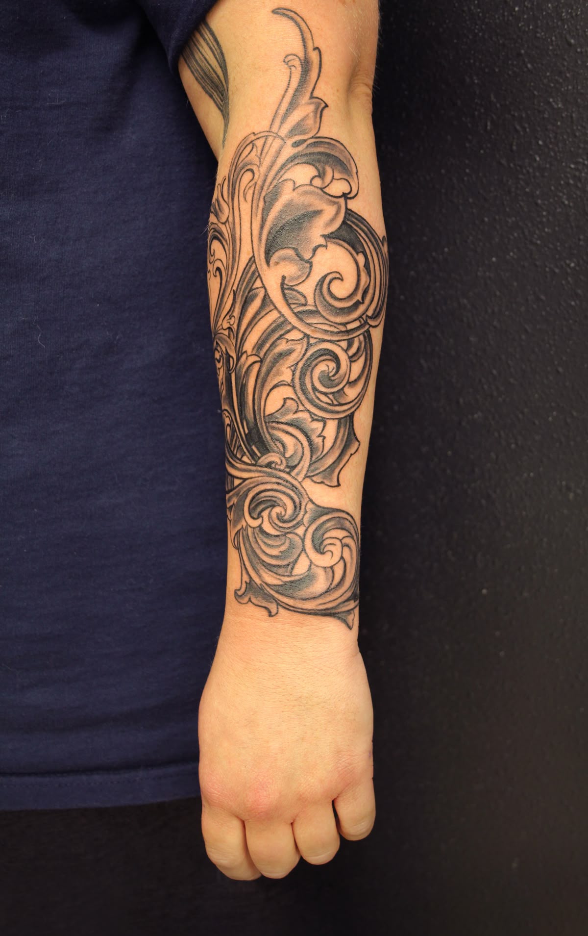 27 Filigree Tattoo Ideas: Baroque Scrollwork That Moves With the Body