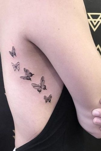 19 Captivating Rib Tattoo Ideas for Women
