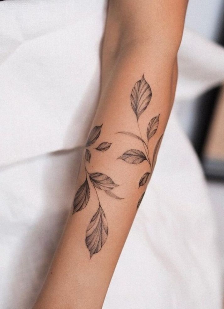 27 Leaf Tattoos Designs for Guys & Girls Fine line, Sleeve, Under breast & Autumn ink Concepts