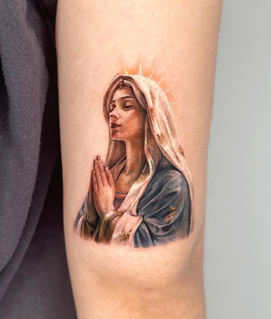 Praying Hands Tattoo Ideas : Rosary, Realism, Shoulder, Chest, Neck, Back and More