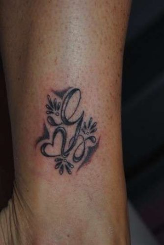 Discover 17 Exquisite ‘G’ Tattoo Designs for Individual Expression in