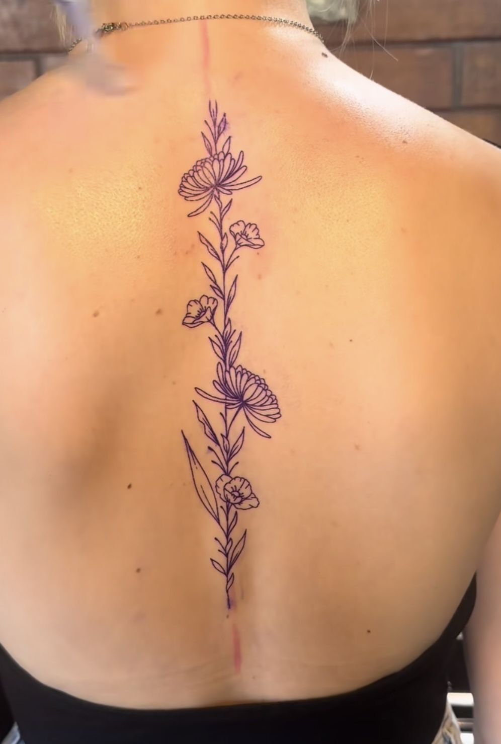 25 September Birth Flower Tattoo Ideas : Aster Designs with Name, Color, Spine, and Memorial Ink Styles