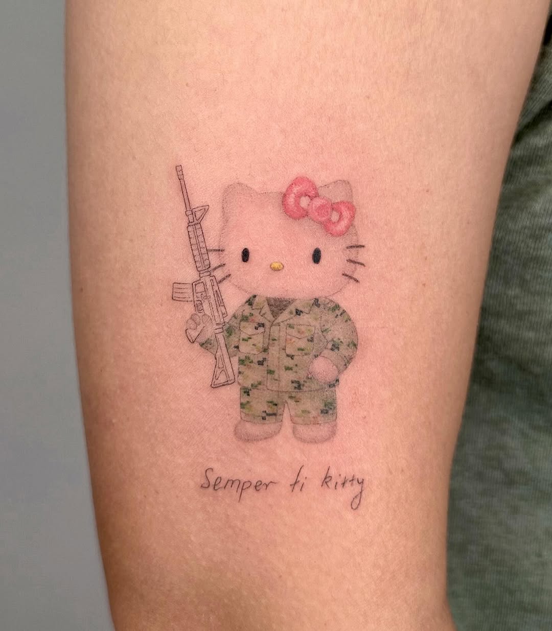 Hello Kitty Tattoo 29 Ideas for Women, Men & Couples Sleeve, Fine Line, Y2K, Cien Pies & More