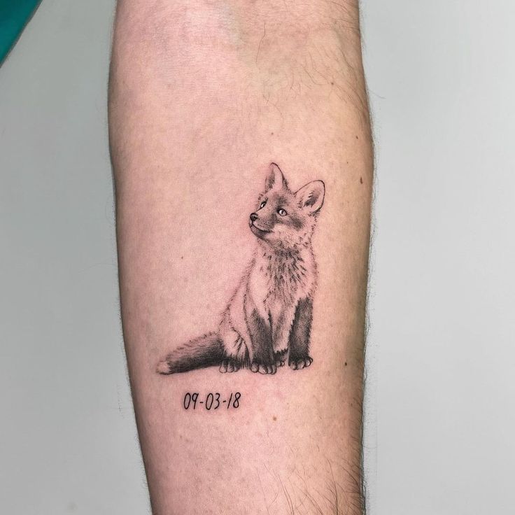 28 Fox Tattoo Ideas with Japanese Kitsune, Minimalist Sketches, Traditional Designs for Men and Women