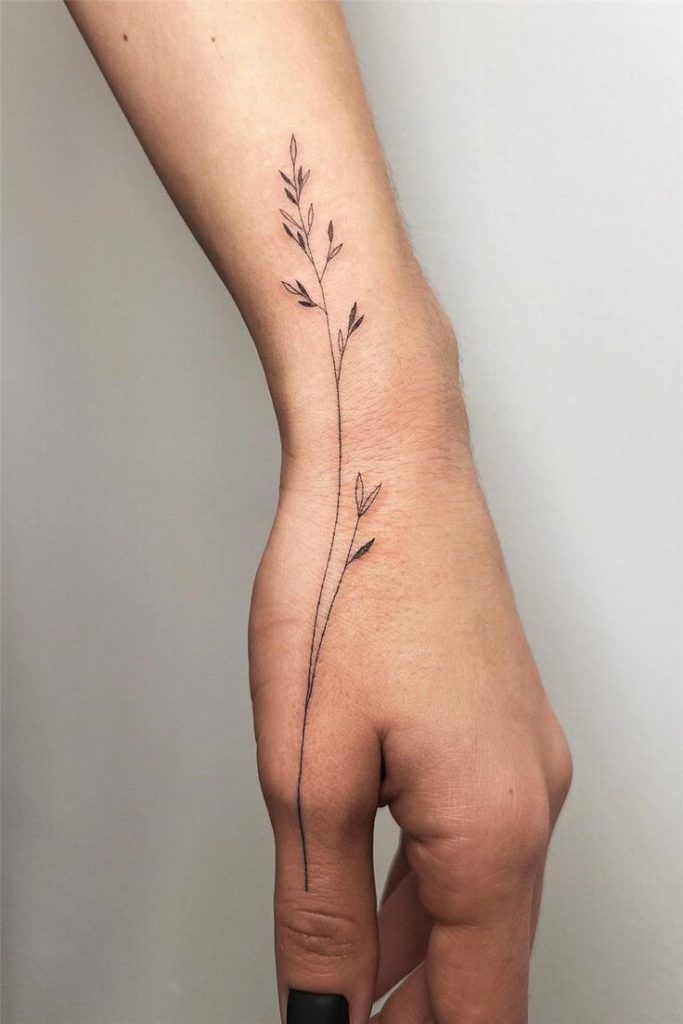 27 Ideas Fine Line Tattoo : Dainty, Bold, and Full of Personality