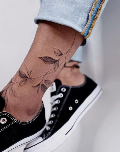 18 Unique Flower Ankle Tattoo Ideas: Stunning Designs for Nature Lovers