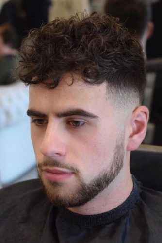 Stylish Guide: 19 Trendy Short Haircuts for Men Embrace Your Style