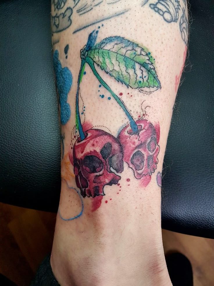 29 Skull Tattoos Ideas for Men and Women Unique, Traditional, Feminine, Dark & Mexican Skull Designs