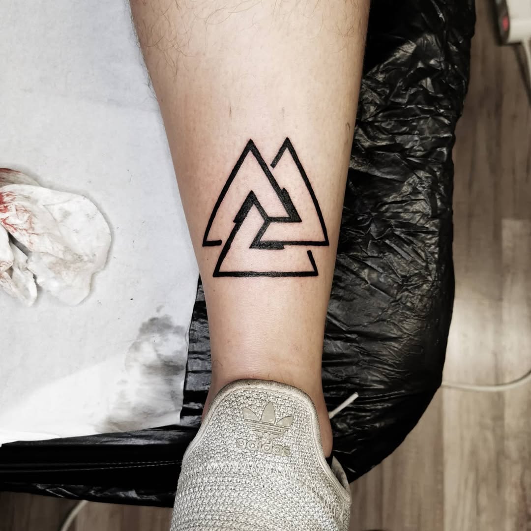 29 Triangle Tattoo Ideas: Sharp Lines, Big Stories