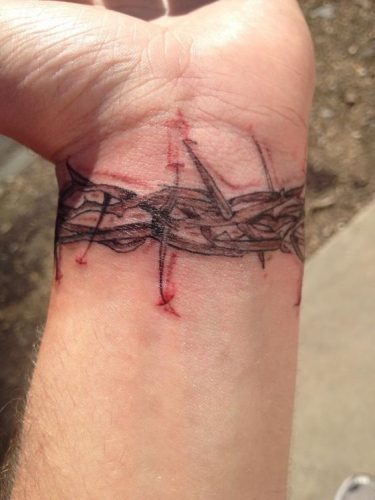 22 Minimalist Christian Tattoo Ideas