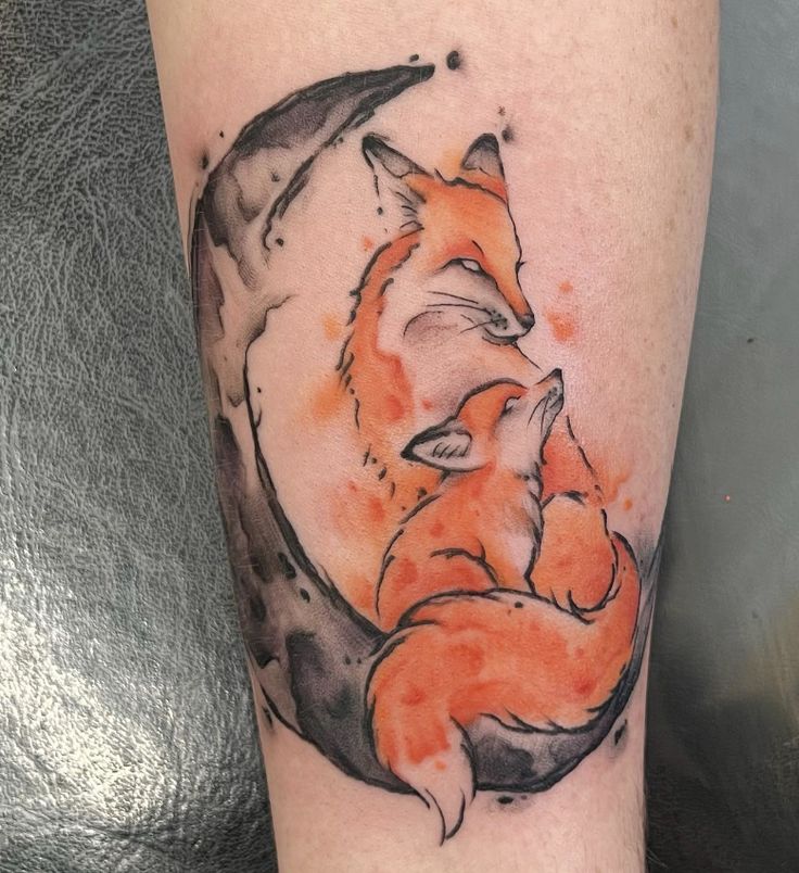 28 Fox Tattoo Ideas with Japanese Kitsune, Minimalist Sketches, Traditional Designs for Men and Women