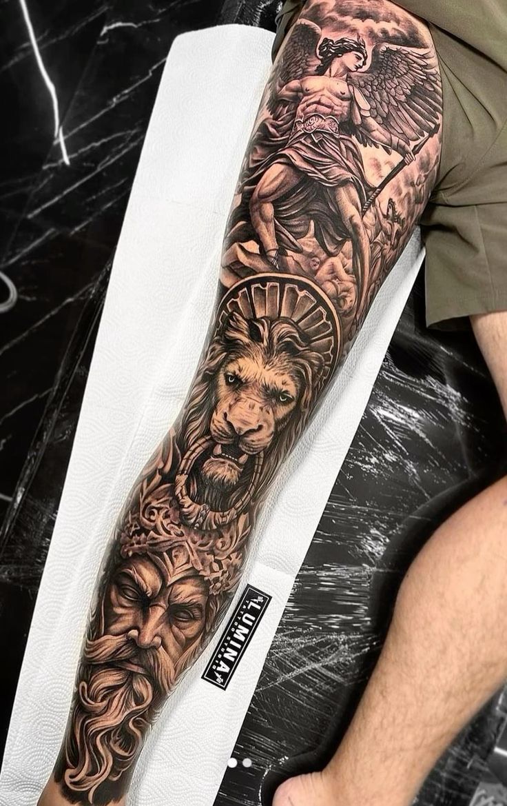 27 Mens Thigh Tattoo Ideas: how to choose art that actually suits your life