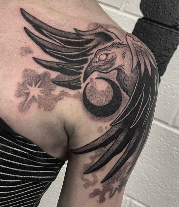 28 Unique Crow Tattoo Ideas Blackwork, Traditional, Flying, Viking, Sleeve, and Minimalist Designs