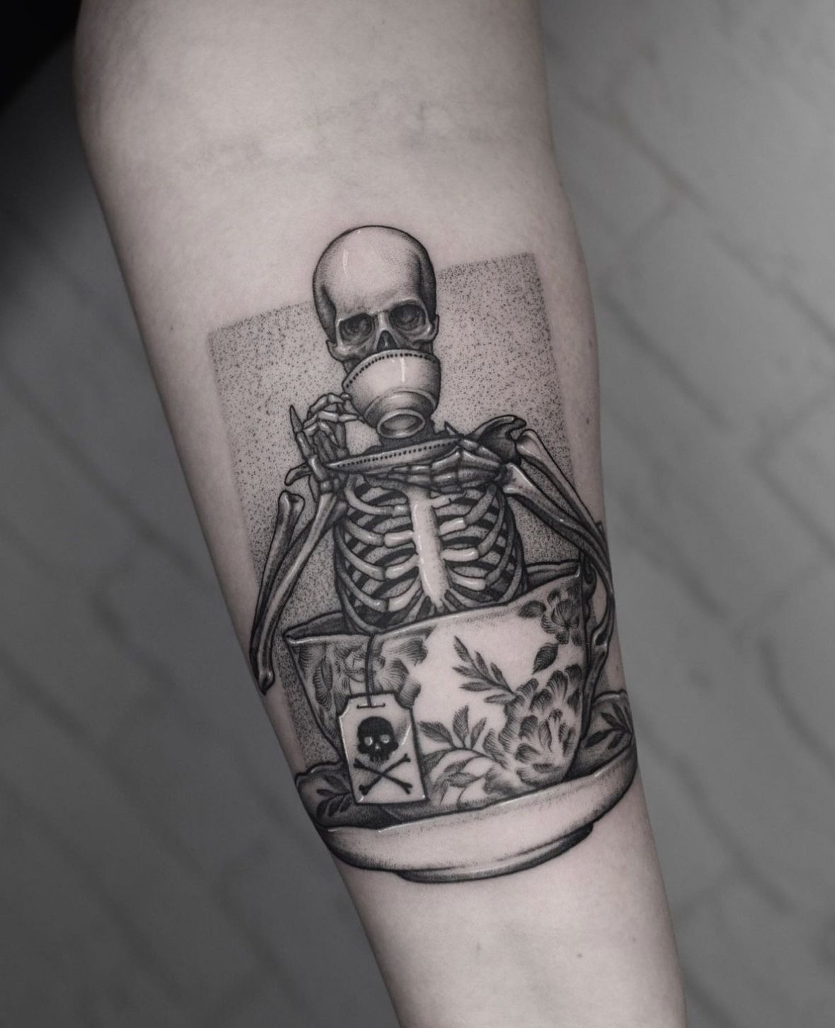28 Skeleton Tattoo Ideas : Bold, Symbolic Ink That Stands the Test of Time