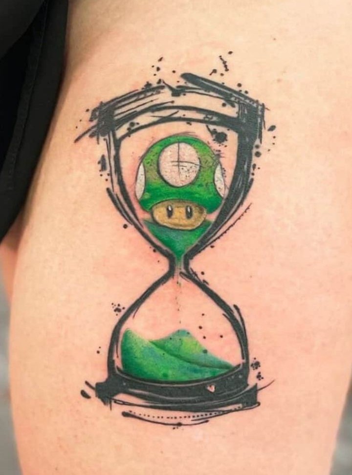 29 Hourglass Tattoo Ideas with Meaningful Designs for Men and Women Minimalist, Feminine, Traditional