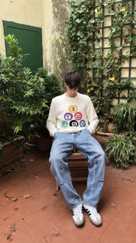 ’s Ultimate Guide: 18 Stylish Men’s Sneakers and Jeans Outfits | Fashion Forward Trends