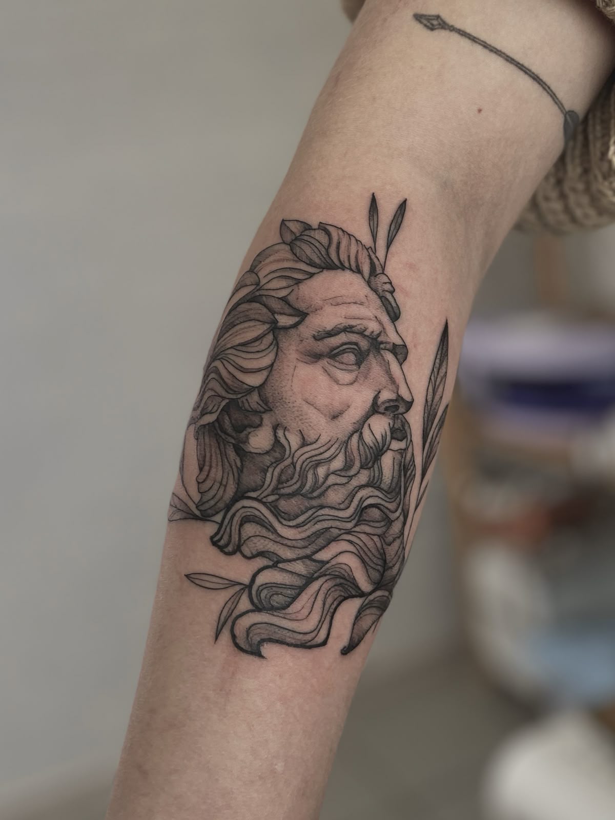 26 Zeus Tattoo Ideas for Sleeve, Forearm, and Full Back Designs with Greek Gods Mythology