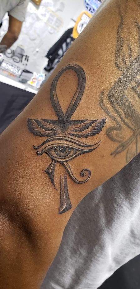 27 Ankh Tattoo Ideas with Eye of Horus, Spine, Chest, Minimalist Symbolic Ink