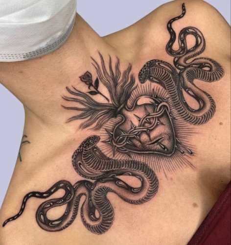 21 Snake Tattoo Neck Ideas for a Unique Touch
