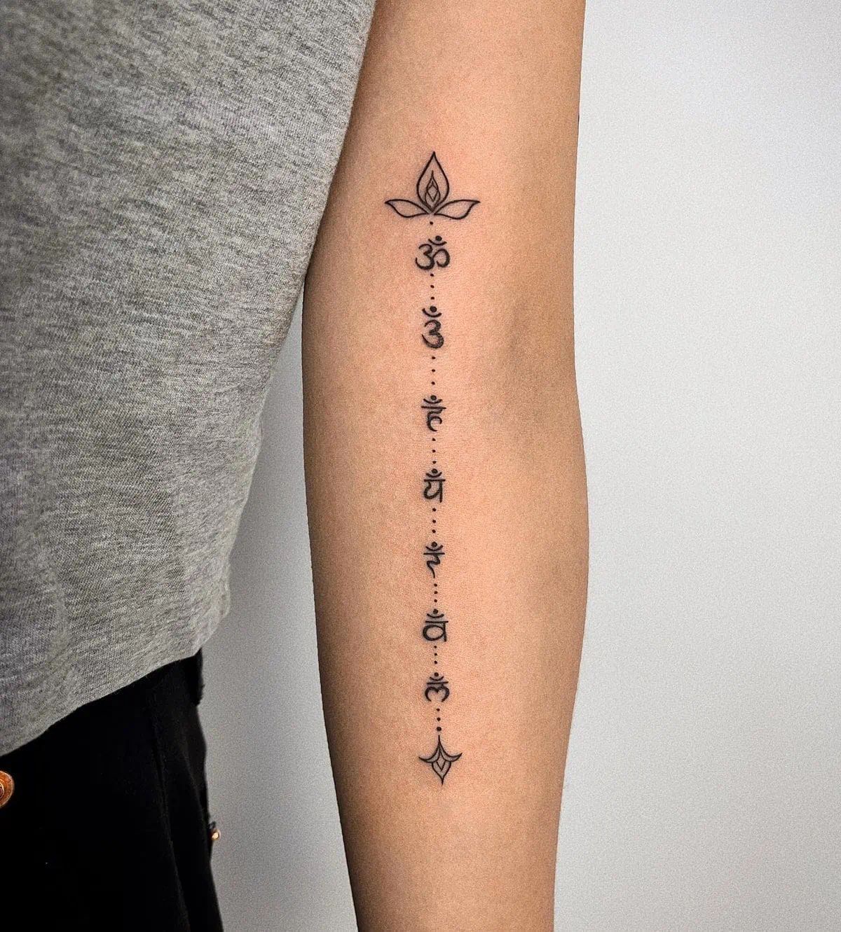 26 Unalome Tattoo Ideas with Lotus, Om and Spiritual Meaning Symbols