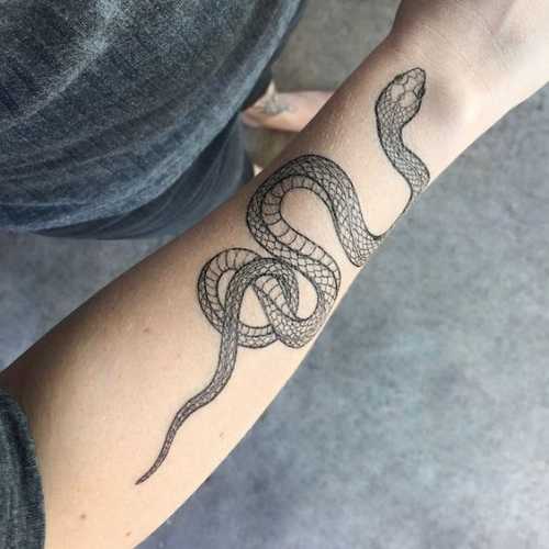 18 Snake Tattoo Hand Ideas for a Touch of Mystery