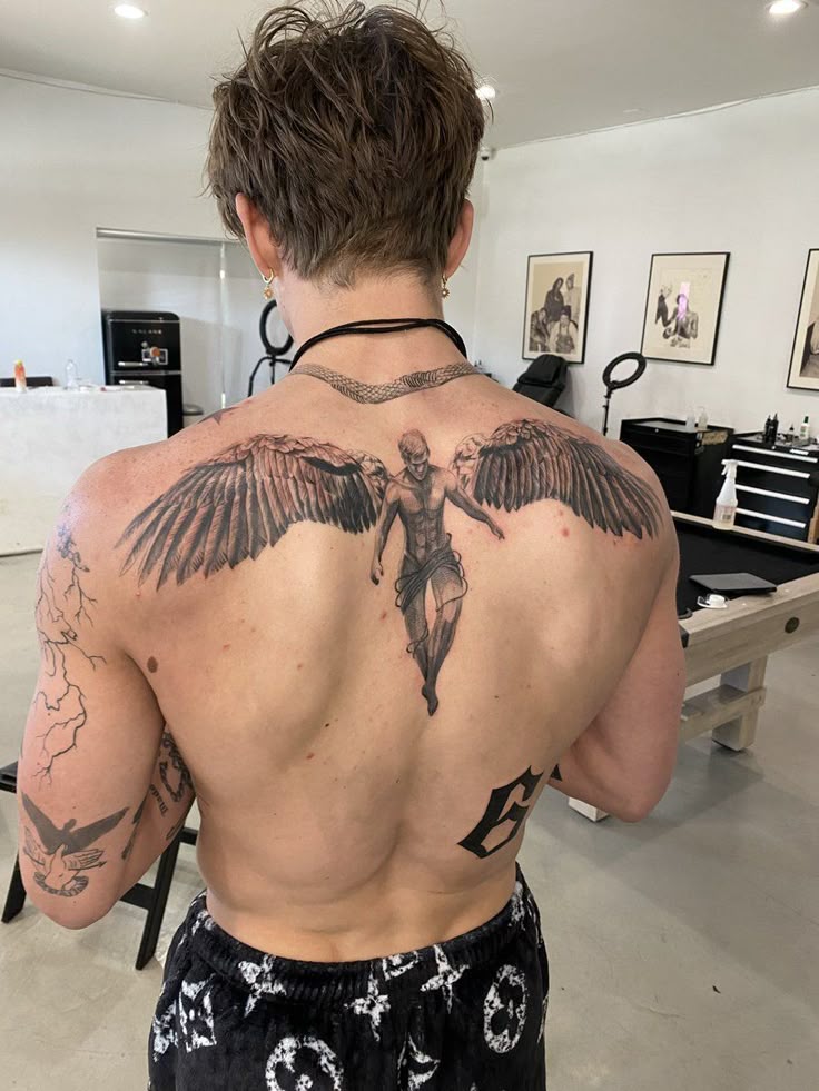 25 Back Tattoo Ideas for : Unique, Meaningful, and Aesthetic Ink Inspiration