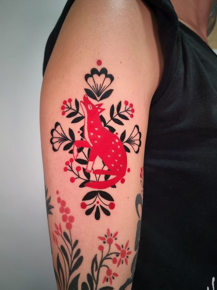 28 Fox Tattoo Ideas with Japanese Kitsune, Minimalist Sketches, Traditional Designs for Men and Women