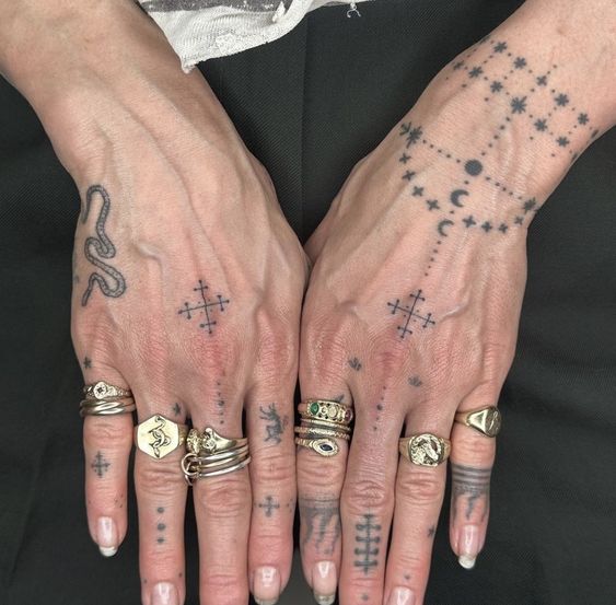 Discover ’s Top 20 Symbolic Hand Tattoos: Chinese, Viking, Om, Anarchy & More – Get Inspired!