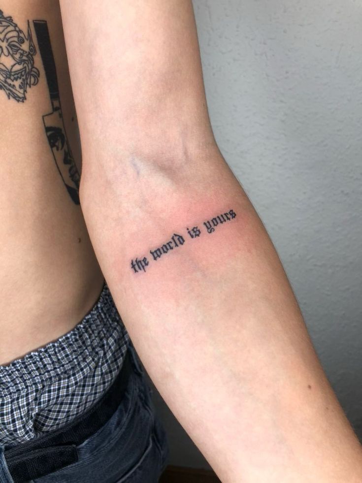 25 The World Is Yours Tattoo Ideas : Scarface Designs, Forearm, Leg & Women Tattoos
