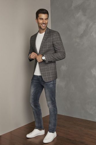 Discover Top 15 Men’s Jacket and Jeans Combinations for : Timeless Fashion Meets Modern Style