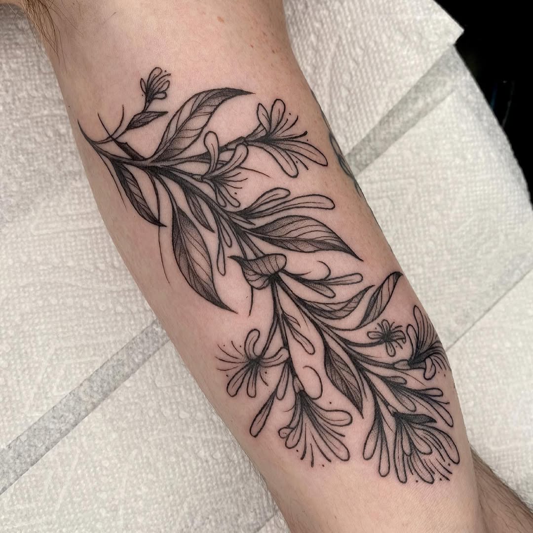29 Honeysuckle Tattoo Ideas with Fine Line, Neo Traditional, Coral, and American Traditional Designs