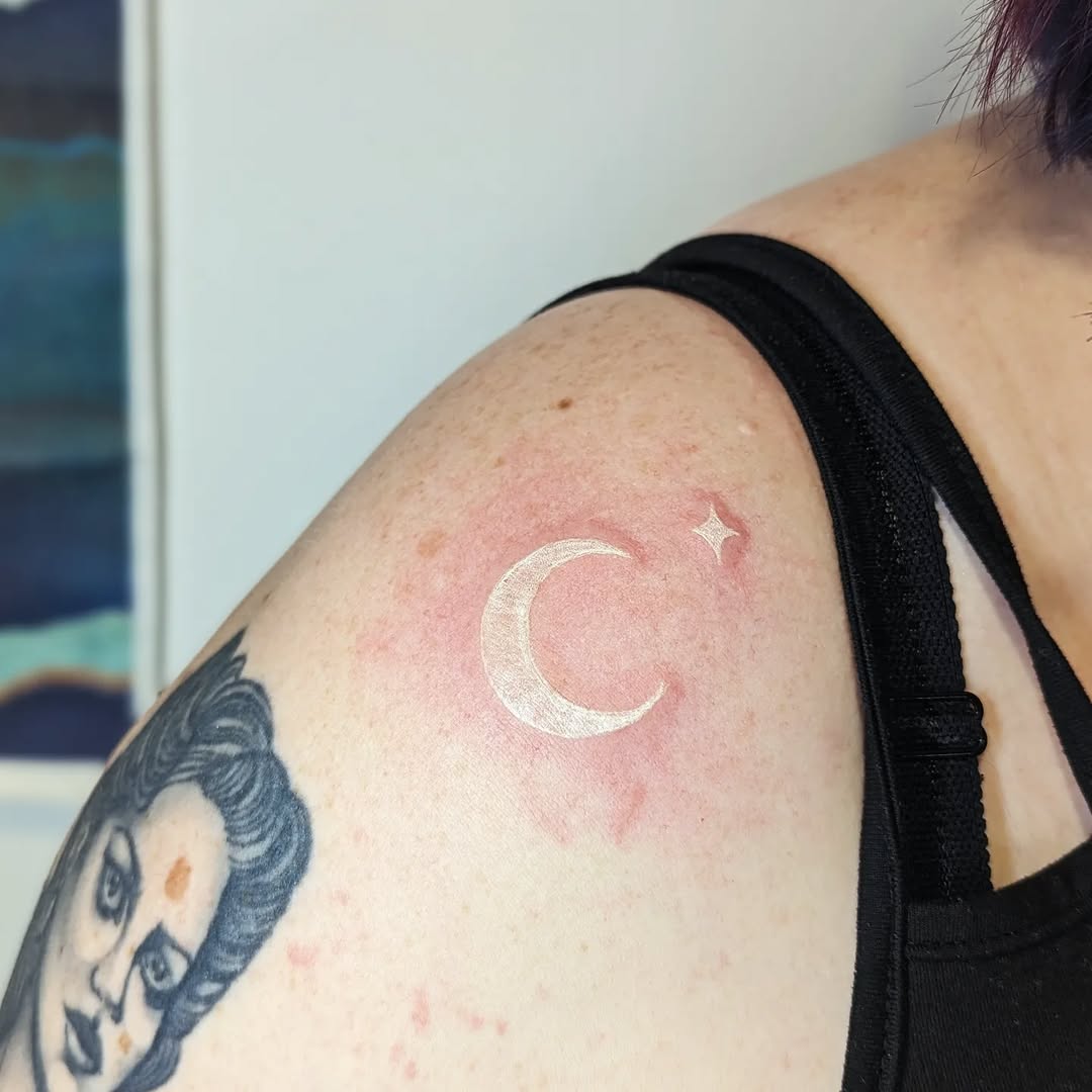 30 White Ink Tattoo Ideas for Dark Skin, Tan, Pale, Brown, Fine Line, Spider, Lightning, Healed Designs